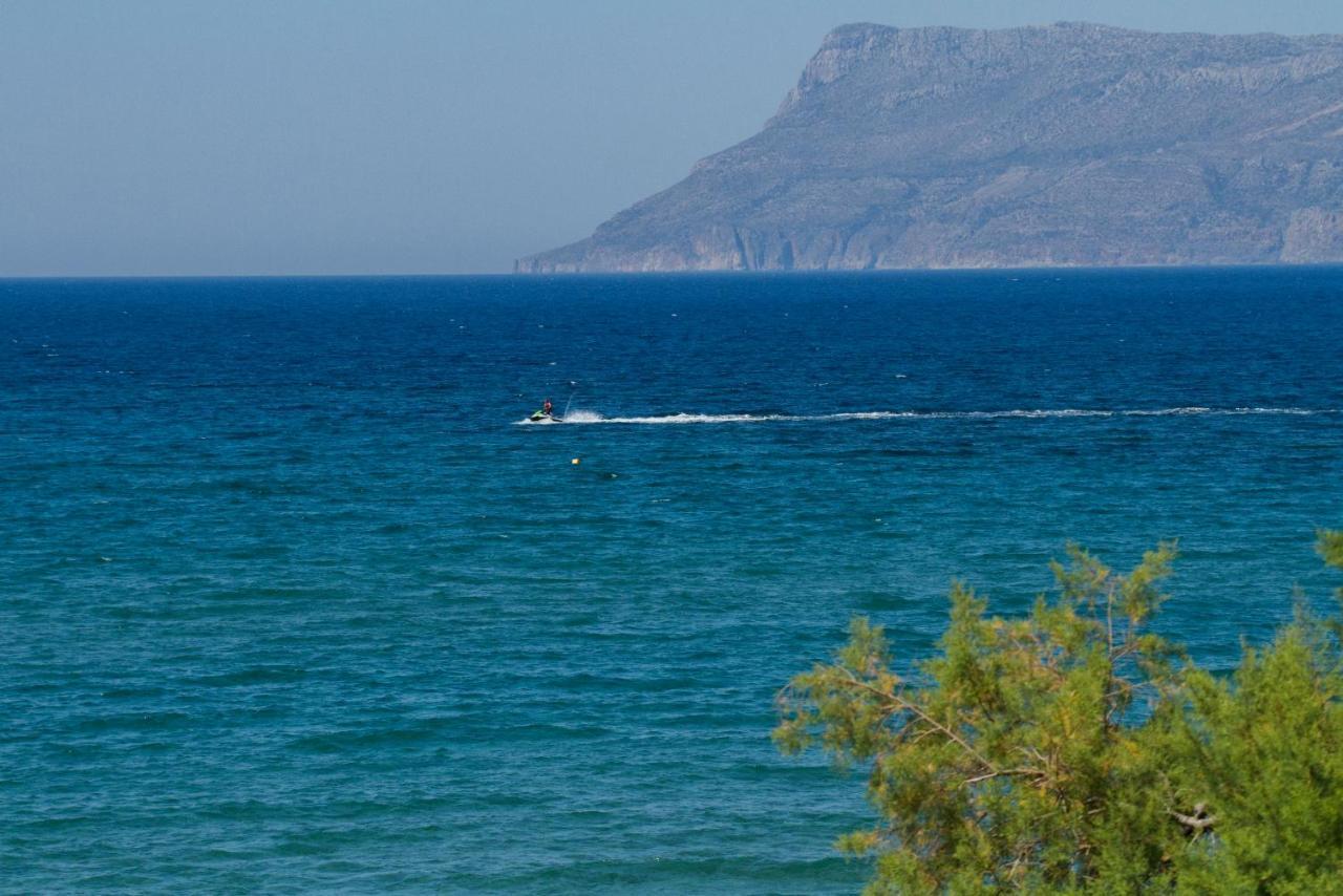 Mavros Molos Seaside Apartment Kíssamos Eksteriør billede